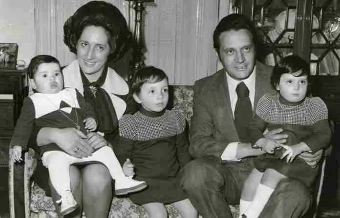 Maria Fernanda Amorim and family 1024x658 1